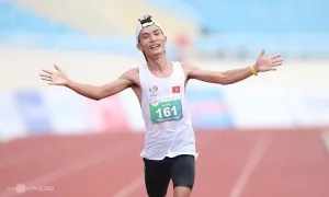 Hoàng Nguyên Thanh vô địch 10.000m ở giải điền kinh VĐQG Hoàng Nguyên Thanh vô địch 10.000m ở giải điền kinh VĐQG