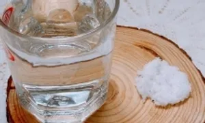 6 cách giảm nhiệt miệng không cần dùng thuốc