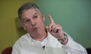 Cuba truy tố cựu bộ trưởng kinh tế tội gián điệp