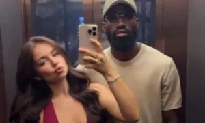 Sao Cameroon vướng bê bối tình ái khi tập trung ĐTQG